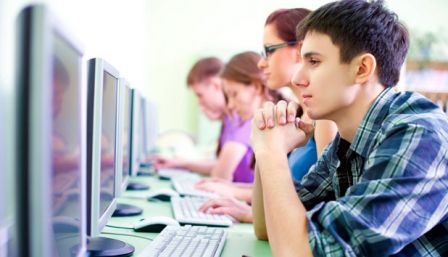 Các khóa học online giúp tiết kiệm chi phí